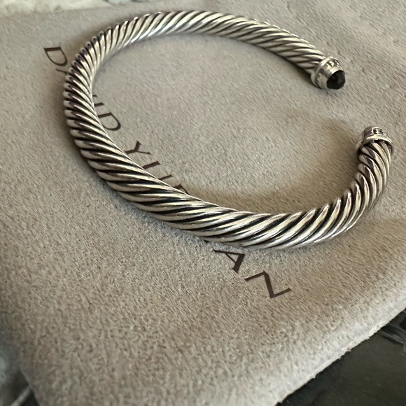 David Yurman 5mm Classic Cable Bracelet w/Black Onyx & Diamonds - Picture 13 of 15